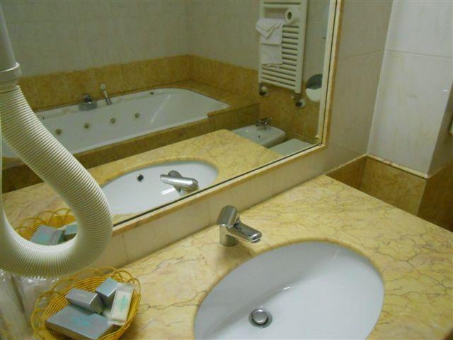 Hotel Valdaso Pedaso Kamer foto